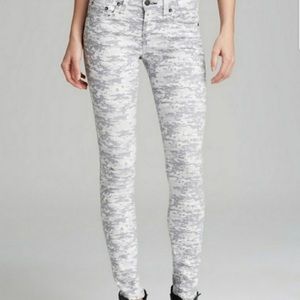 Rag & Bone grey digital camo skinny jeans EUC